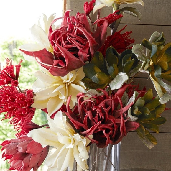 Sundance Currant Bountiful Botanicals Extra Large Floral Stem - Picture 2 of 11